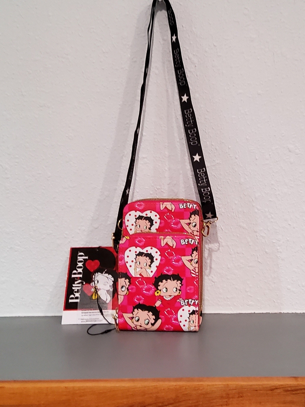 Womens Betty Boop Pink Crossbody Phone Bag with Adjustable Strap